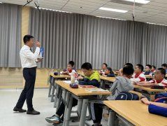 探索科技奥秘 启迪科学梦想——蝌蚪五线谱助力北京学校“科普大